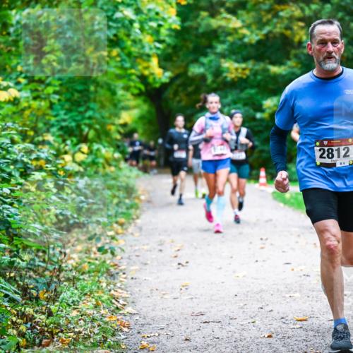 12.10.2025 - Bramfelder Halbmarathon 2025 Dr. Thomas Lammeyer http://msf.ph/oto/9346778 12.10.2025 10:21:32 Laufen 2812, 9 meine-sportfotos.de