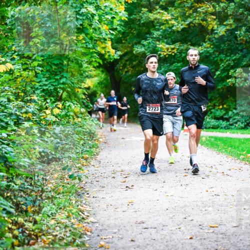 12.10.2025 - Bramfelder Halbmarathon 2025 Dr. Thomas Lammeyer http://msf.ph/oto/9346794 12.10.2025 10:21:35 Laufen 2723, 670, 29 meine-sportfotos.de