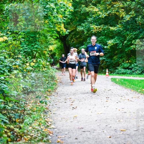 12.10.2025 - Bramfelder Halbmarathon 2025 Dr. Thomas Lammeyer http://msf.ph/oto/9346829 12.10.2025 10:21:41 Laufen 2972, 2459, 245 meine-sportfotos.de