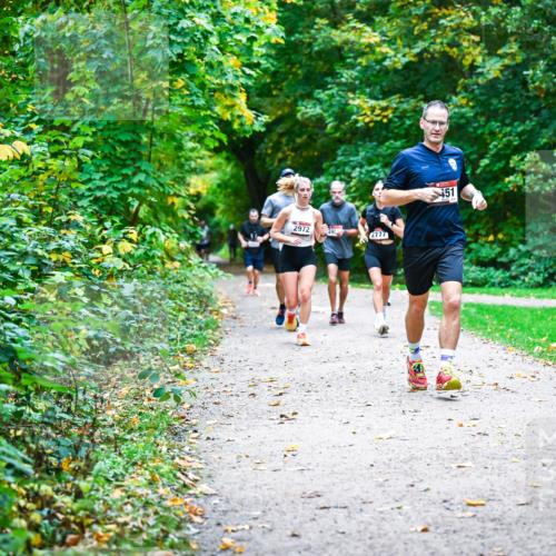 12.10.2025 - Bramfelder Halbmarathon 2025 Dr. Thomas Lammeyer http://msf.ph/oto/9346835 12.10.2025 10:21:42 Laufen 2972, 24, 2777, 451 meine-sportfotos.de