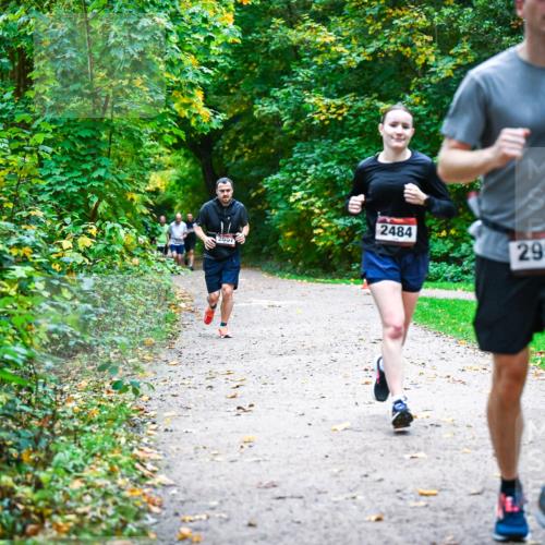 12.10.2025 - Bramfelder Halbmarathon 2025 Dr. Thomas Lammeyer http://msf.ph/oto/9346863 12.10.2025 10:21:47 Laufen 2484, 2657, 2950, 469 meine-sportfotos.de