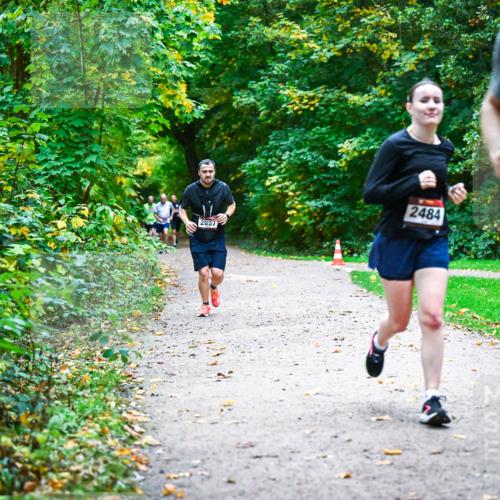 12.10.2025 - Bramfelder Halbmarathon 2025 Dr. Thomas Lammeyer http://msf.ph/oto/9346866 12.10.2025 10:21:48 Laufen 2484, 2950, 2657 meine-sportfotos.de