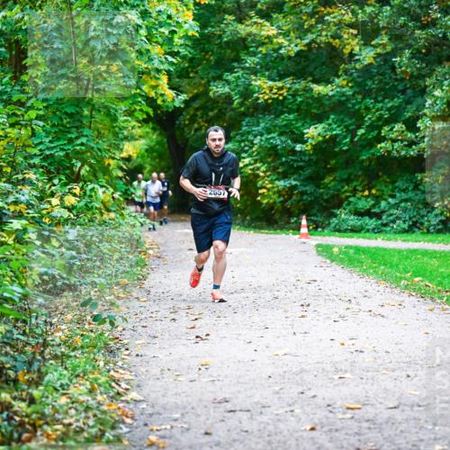 12.10.2025 - Bramfelder Halbmarathon 2025 Dr. Thomas Lammeyer http://msf.ph/oto/9346871 12.10.2025 10:21:49 Laufen 2057 meine-sportfotos.de