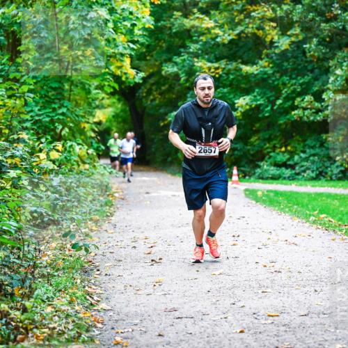 12.10.2025 - Bramfelder Halbmarathon 2025 Dr. Thomas Lammeyer http://msf.ph/oto/9346880 12.10.2025 10:21:50 Laufen 2657 meine-sportfotos.de