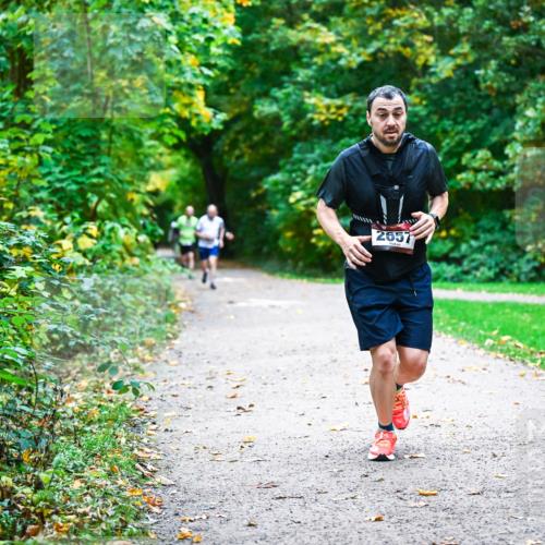 12.10.2025 - Bramfelder Halbmarathon 2025 Dr. Thomas Lammeyer http://msf.ph/oto/9346885 12.10.2025 10:21:50 Laufen 2657 meine-sportfotos.de