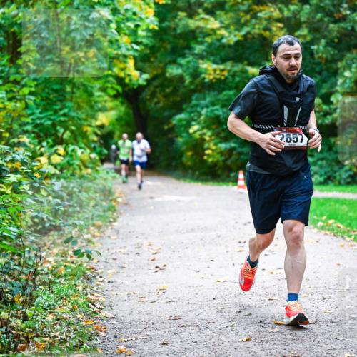 12.10.2025 - Bramfelder Halbmarathon 2025 Dr. Thomas Lammeyer http://msf.ph/oto/9346887 12.10.2025 10:21:51 Laufen 2657 meine-sportfotos.de