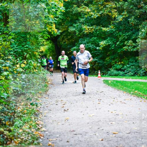 12.10.2025 - Bramfelder Halbmarathon 2025 Dr. Thomas Lammeyer http://msf.ph/oto/9346897 12.10.2025 10:21:56 Laufen 2508 meine-sportfotos.de