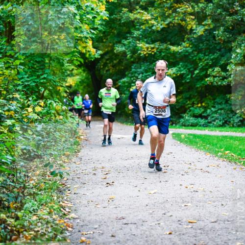 12.10.2025 - Bramfelder Halbmarathon 2025 Dr. Thomas Lammeyer http://msf.ph/oto/9346906 12.10.2025 10:21:57 Laufen 2508 meine-sportfotos.de
