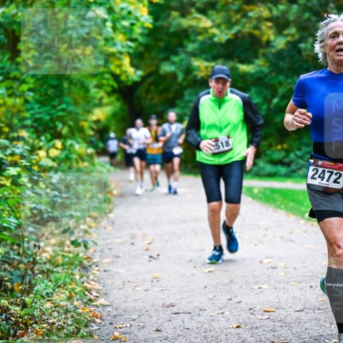 12.10.2025 - Bramfelder Halbmarathon 2025 Dr. Thomas Lammeyer http://msf.ph/oto/9346963 12.10.2025 10:22:06 Laufen 518, 2472 meine-sportfotos.de