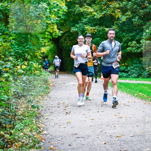 12.10.2025 - Bramfelder Halbmarathon 2025 Dr. Thomas Lammeyer http://msf.ph/oto/9346979 12.10.2025 10:22:10 Laufen 13, 2890 meine-sportfotos.de
