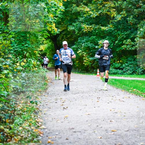 12.10.2025 - Bramfelder Halbmarathon 2025 Dr. Thomas Lammeyer http://msf.ph/oto/9347015 12.10.2025 10:22:17 Laufen 5, 11, 2023, 2766 meine-sportfotos.de