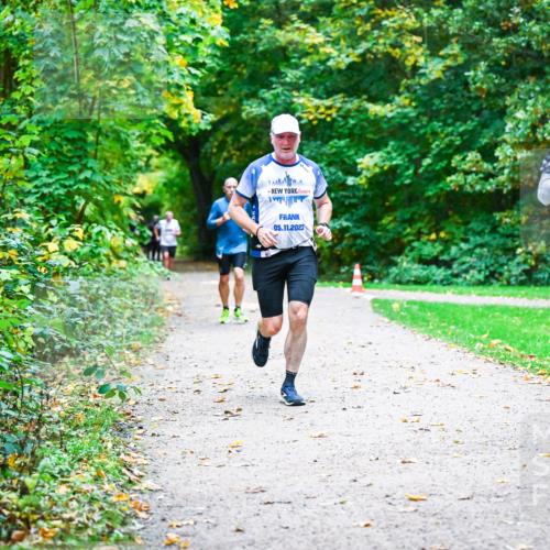 12.10.2025 - Bramfelder Halbmarathon 2025 Dr. Thomas Lammeyer http://msf.ph/oto/9347021 12.10.2025 10:22:19 Laufen 2766, 05, 11, 2023 meine-sportfotos.de
