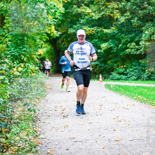 12.10.2025 - Bramfelder Halbmarathon 2025 Dr. Thomas Lammeyer http://msf.ph/oto/9347022 12.10.2025 10:22:19 Laufen 05, 11, 2023, 2766 meine-sportfotos.de
