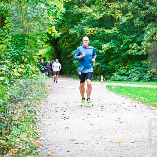 12.10.2025 - Bramfelder Halbmarathon 2025 Dr. Thomas Lammeyer http://msf.ph/oto/9347039 12.10.2025 10:22:22 Laufen  meine-sportfotos.de
