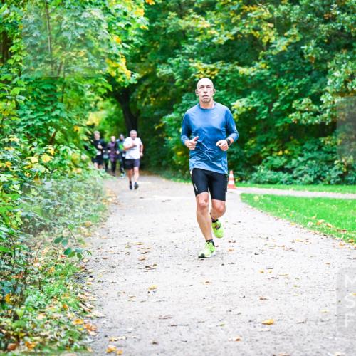 12.10.2025 - Bramfelder Halbmarathon 2025 Dr. Thomas Lammeyer http://msf.ph/oto/9347043 12.10.2025 10:22:22 Laufen  meine-sportfotos.de
