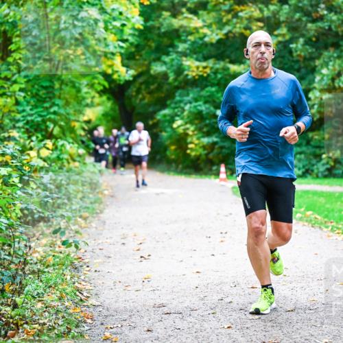 12.10.2025 - Bramfelder Halbmarathon 2025 Dr. Thomas Lammeyer http://msf.ph/oto/9347053 12.10.2025 10:22:24 Laufen  meine-sportfotos.de