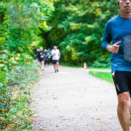 12.10.2025 - Bramfelder Halbmarathon 2025 Dr. Thomas Lammeyer http://msf.ph/oto/9347058 12.10.2025 10:22:24 Laufen  meine-sportfotos.de