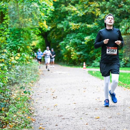 12.10.2025 - Bramfelder Halbmarathon 2025 Dr. Thomas Lammeyer http://msf.ph/oto/9347142 12.10.2025 10:22:41 Laufen 2567 meine-sportfotos.de