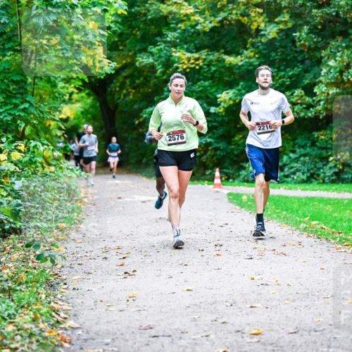 12.10.2025 - Bramfelder Halbmarathon 2025 Dr. Thomas Lammeyer http://msf.ph/oto/9347207 12.10.2025 10:22:59 Laufen 2576, 2216 meine-sportfotos.de