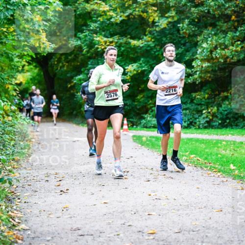 12.10.2025 - Bramfelder Halbmarathon 2025 Dr. Thomas Lammeyer http://msf.ph/oto/9347209 12.10.2025 10:22:59 Laufen 2576, 2216 meine-sportfotos.de