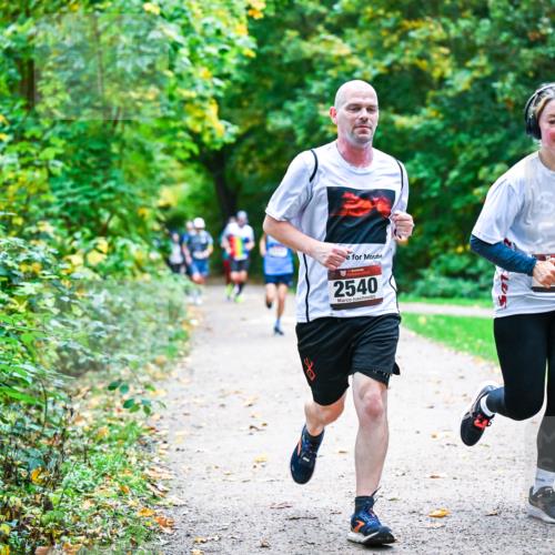 12.10.2025 - Bramfelder Halbmarathon 2025 Dr. Thomas Lammeyer http://msf.ph/oto/9347290 12.10.2025 10:23:16 Laufen 2540, 23 meine-sportfotos.de