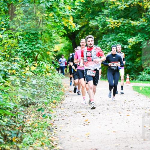 12.10.2025 - Bramfelder Halbmarathon 2025 Dr. Thomas Lammeyer http://msf.ph/oto/9347446 12.10.2025 10:23:50 Laufen 2624, 27124 meine-sportfotos.de