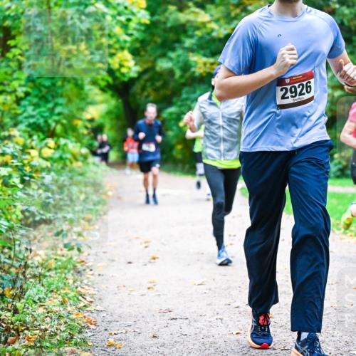12.10.2025 - Bramfelder Halbmarathon 2025 Dr. Thomas Lammeyer http://msf.ph/oto/9347517 12.10.2025 10:24:04 Laufen 2926, 208 meine-sportfotos.de