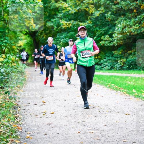 12.10.2025 - Bramfelder Halbmarathon 2025 Dr. Thomas Lammeyer http://msf.ph/oto/9347668 12.10.2025 10:24:38 Laufen 506, 236, 2995 meine-sportfotos.de