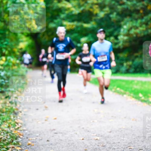 12.10.2025 - Bramfelder Halbmarathon 2025 Dr. Thomas Lammeyer http://msf.ph/oto/9347677 12.10.2025 10:24:40 Laufen  meine-sportfotos.de