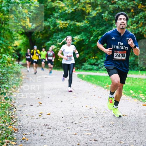 12.10.2025 - Bramfelder Halbmarathon 2025 Dr. Thomas Lammeyer http://msf.ph/oto/9347749 12.10.2025 10:24:52 Laufen 2408 meine-sportfotos.de