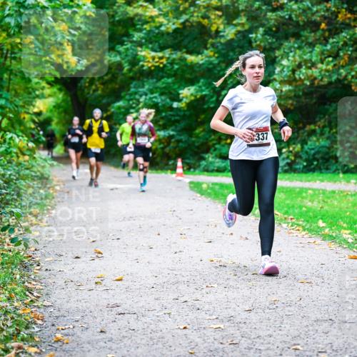 12.10.2025 - Bramfelder Halbmarathon 2025 Dr. Thomas Lammeyer http://msf.ph/oto/9347757 12.10.2025 10:24:54 Laufen 337 meine-sportfotos.de