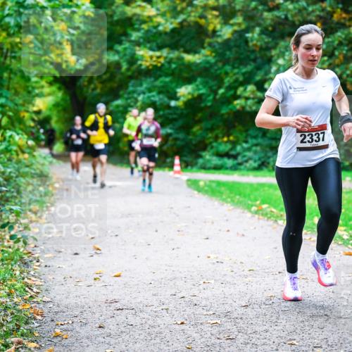 12.10.2025 - Bramfelder Halbmarathon 2025 Dr. Thomas Lammeyer http://msf.ph/oto/9347761 12.10.2025 10:24:54 Laufen 2337 meine-sportfotos.de