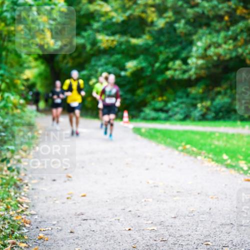 12.10.2025 - Bramfelder Halbmarathon 2025 Dr. Thomas Lammeyer http://msf.ph/oto/9347766 12.10.2025 10:24:55 Laufen  meine-sportfotos.de