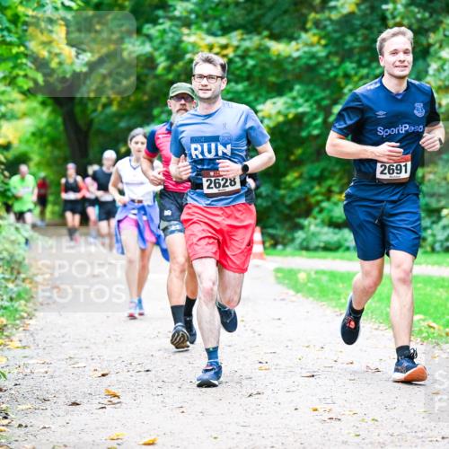 12.10.2025 - Bramfelder Halbmarathon 2025 Dr. Thomas Lammeyer http://msf.ph/oto/9347841 12.10.2025 10:25:11 Laufen 2024, 2628, 2691 meine-sportfotos.de