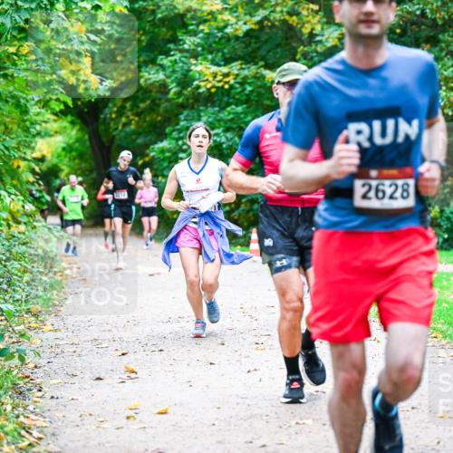 12.10.2025 - Bramfelder Halbmarathon 2025 Dr. Thomas Lammeyer http://msf.ph/oto/9347851 12.10.2025 10:25:13 Laufen 2628 meine-sportfotos.de