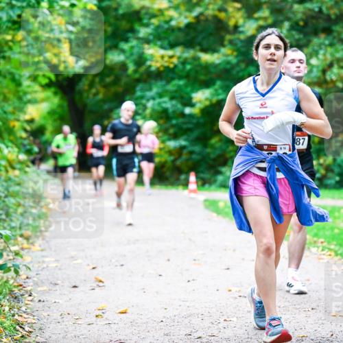 12.10.2025 - Bramfelder Halbmarathon 2025 Dr. Thomas Lammeyer http://msf.ph/oto/9347862 12.10.2025 10:25:15 Laufen 76, 87 meine-sportfotos.de
