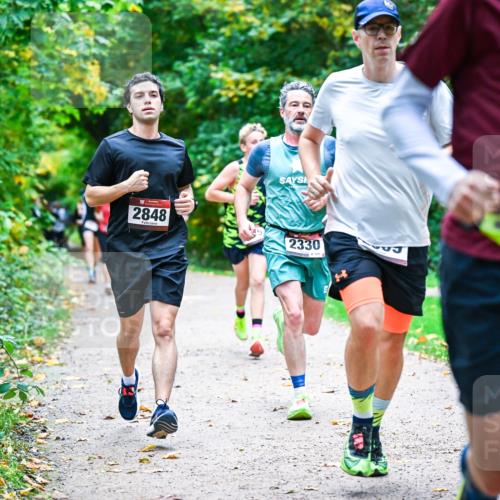 12.10.2025 - Bramfelder Halbmarathon 2025 Dr. Thomas Lammeyer http://msf.ph/oto/9347948 12.10.2025 10:25:29 Laufen 2848, 2330, 109, 2190 meine-sportfotos.de