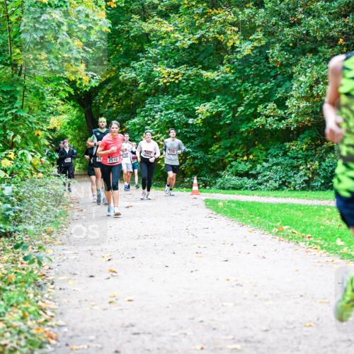 12.10.2025 - Bramfelder Halbmarathon 2025 Dr. Thomas Lammeyer http://msf.ph/oto/9347956 12.10.2025 10:25:32 Laufen 25, 2510, 2862, 2298, 2175 meine-sportfotos.de