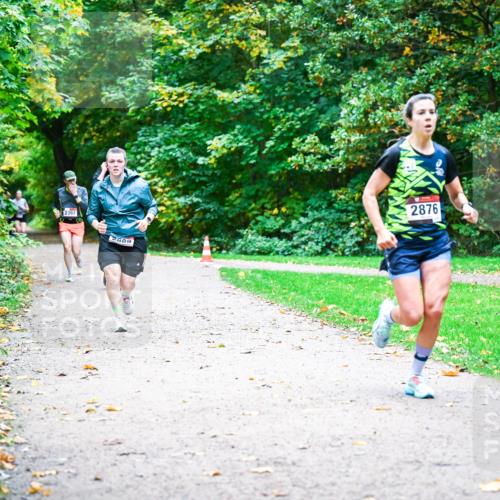 12.10.2025 - Bramfelder Halbmarathon 2025 Dr. Thomas Lammeyer http://msf.ph/oto/9348041 12.10.2025 10:25:49 Laufen 2397, 6832, 2876 meine-sportfotos.de