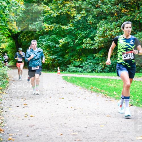 12.10.2025 - Bramfelder Halbmarathon 2025 Dr. Thomas Lammeyer http://msf.ph/oto/9348042 12.10.2025 10:25:49 Laufen 2397, 2889, 2876 meine-sportfotos.de