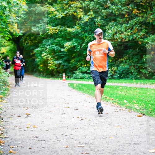 12.10.2025 - Bramfelder Halbmarathon 2025 Dr. Thomas Lammeyer http://msf.ph/oto/9348132 12.10.2025 10:26:09 Laufen  meine-sportfotos.de