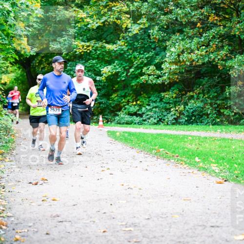 12.10.2025 - Bramfelder Halbmarathon 2025 Dr. Thomas Lammeyer http://msf.ph/oto/9348242 12.10.2025 10:26:34 Laufen 277, 2579 meine-sportfotos.de