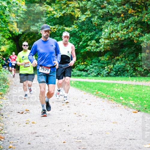 12.10.2025 - Bramfelder Halbmarathon 2025 Dr. Thomas Lammeyer http://msf.ph/oto/9348249 12.10.2025 10:26:35 Laufen 2774, 2579 meine-sportfotos.de
