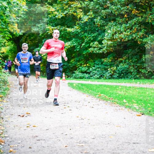 12.10.2025 - Bramfelder Halbmarathon 2025 Dr. Thomas Lammeyer http://msf.ph/oto/9348289 12.10.2025 10:26:43 Laufen 2991, 2776 meine-sportfotos.de