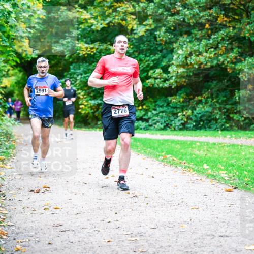 12.10.2025 - Bramfelder Halbmarathon 2025 Dr. Thomas Lammeyer http://msf.ph/oto/9348294 12.10.2025 10:26:43 Laufen 2991, 2776 meine-sportfotos.de