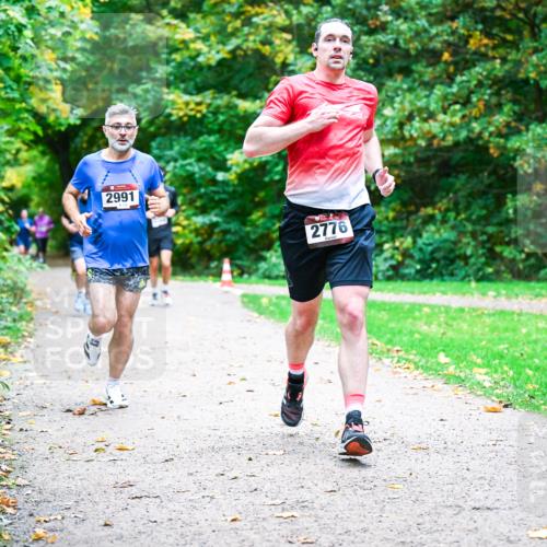 12.10.2025 - Bramfelder Halbmarathon 2025 Dr. Thomas Lammeyer http://msf.ph/oto/9348299 12.10.2025 10:26:44 Laufen 2991, 2776 meine-sportfotos.de