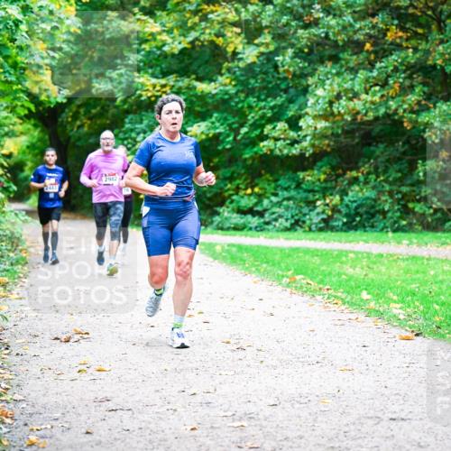 12.10.2025 - Bramfelder Halbmarathon 2025 Dr. Thomas Lammeyer http://msf.ph/oto/9348348 12.10.2025 10:26:55 Laufen 2483, 2982 meine-sportfotos.de