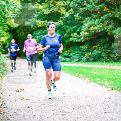 12.10.2025 - Bramfelder Halbmarathon 2025 Dr. Thomas Lammeyer http://msf.ph/oto/9348350 12.10.2025 10:26:55 Laufen 361 meine-sportfotos.de