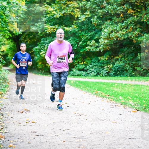 12.10.2025 - Bramfelder Halbmarathon 2025 Dr. Thomas Lammeyer http://msf.ph/oto/9348361 12.10.2025 10:26:57 Laufen 2483, 2982 meine-sportfotos.de