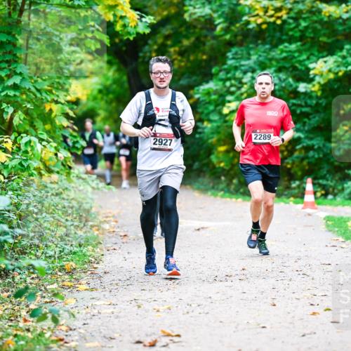 12.10.2025 - Bramfelder Halbmarathon 2025 Dr. Thomas Lammeyer http://msf.ph/oto/9348435 12.10.2025 10:27:21 Laufen 2927, 2289 meine-sportfotos.de